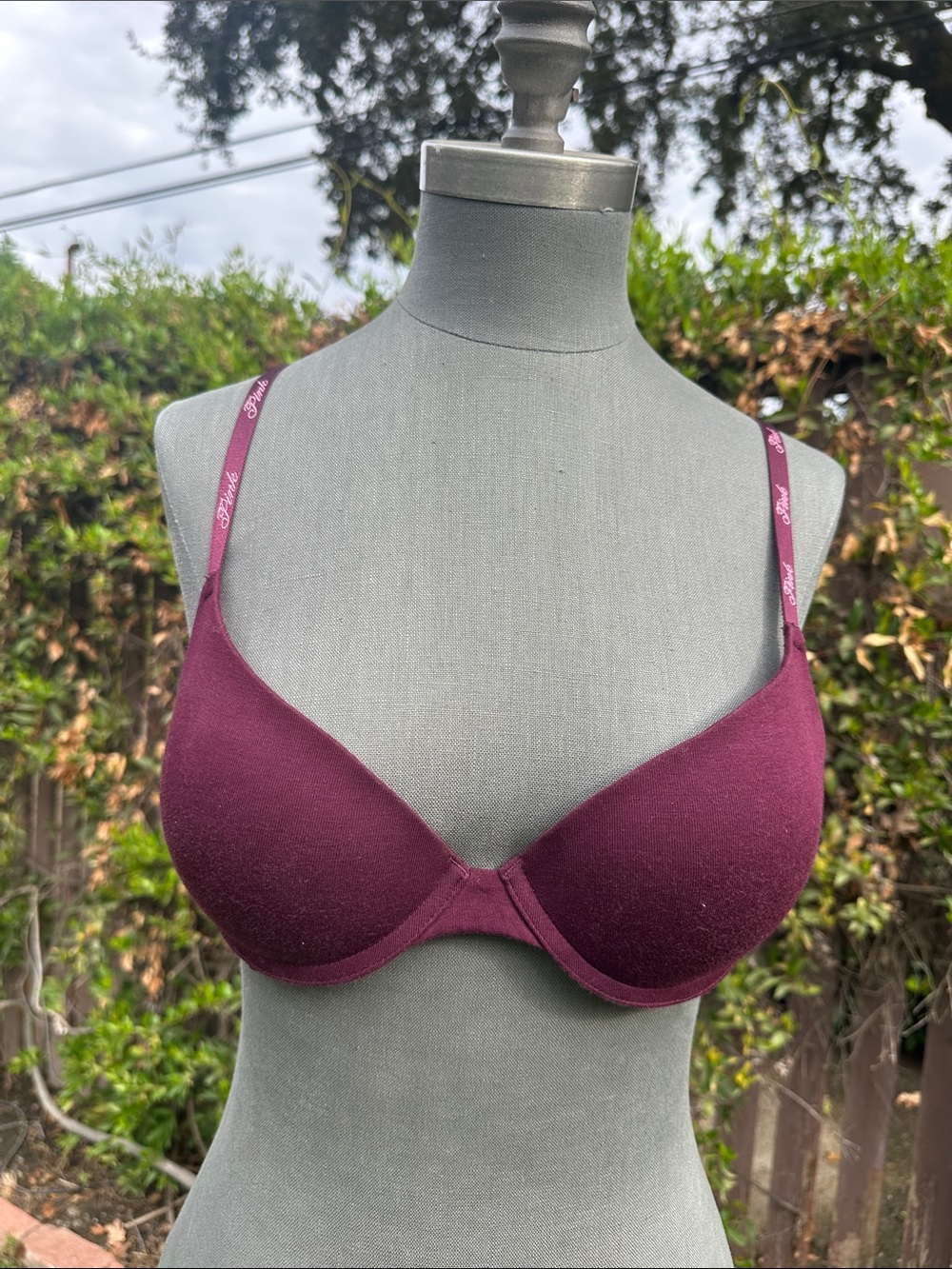 PINK Victoria's Secret Plum/Magenta T-Shirt Bra with Branded Straps